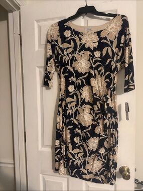 Robbie Bee Navy & Beige Floral Midi Wrap Dress